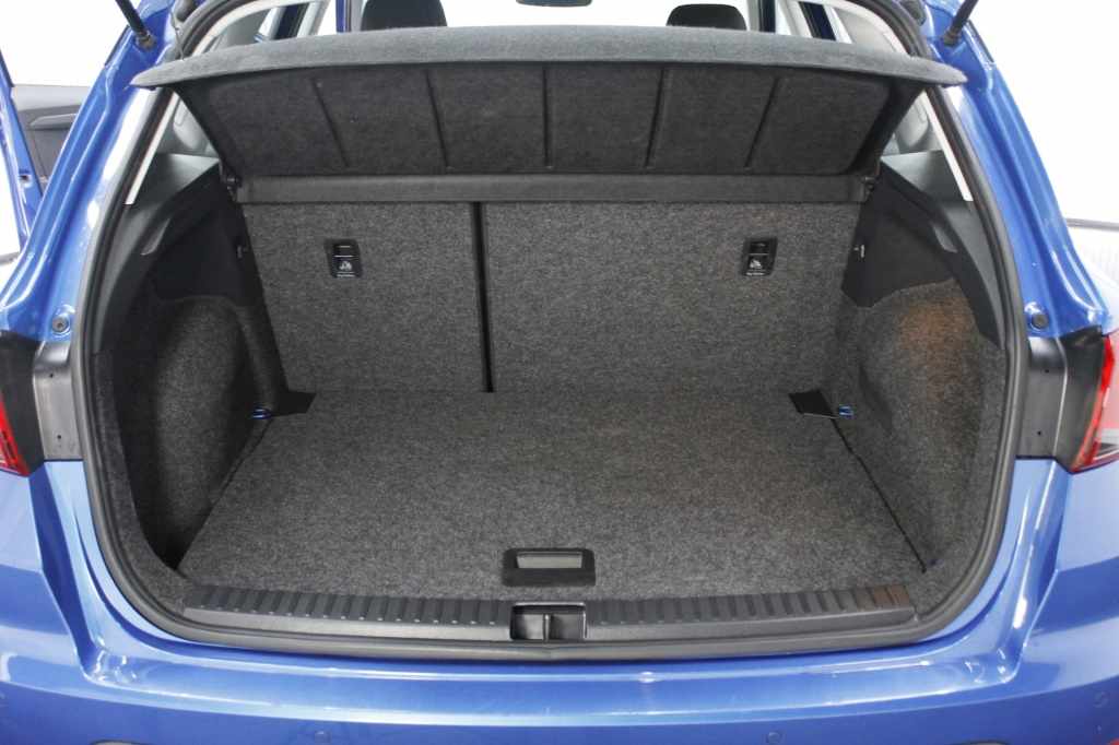 seat-arona-2025-gasolina-999cc