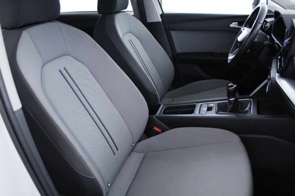 seat-leon-st-2024-gasolina-999cc