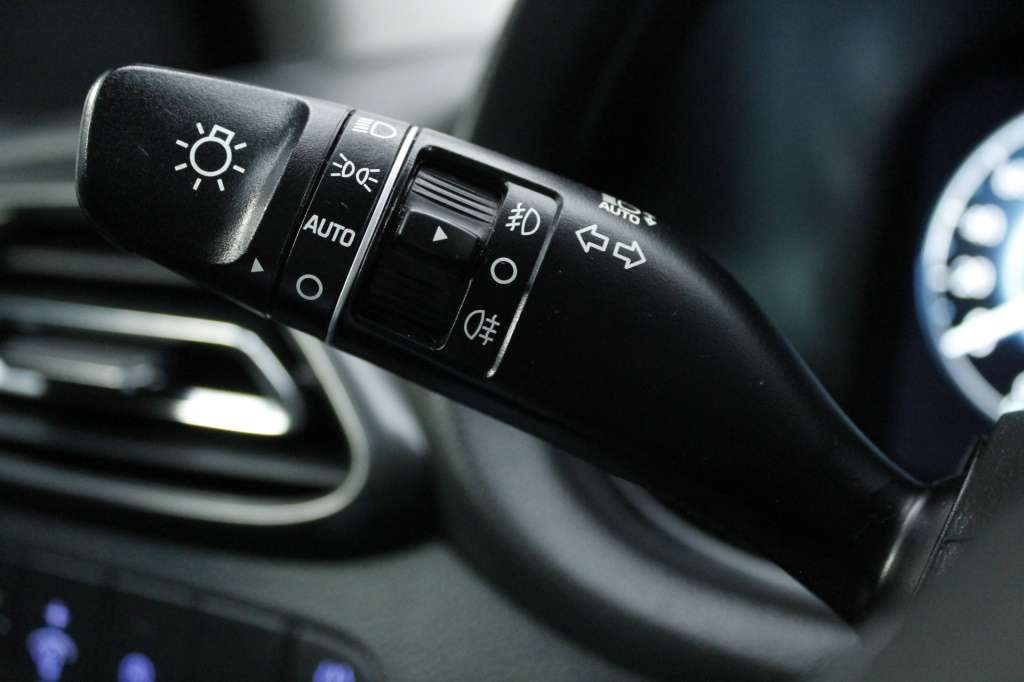 hyundai-i30-2024-gasolina-998cc