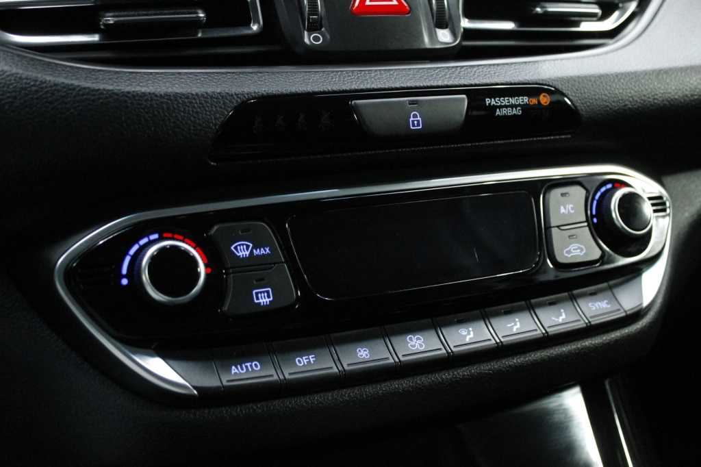 hyundai-i30-2024-gasolina-998cc