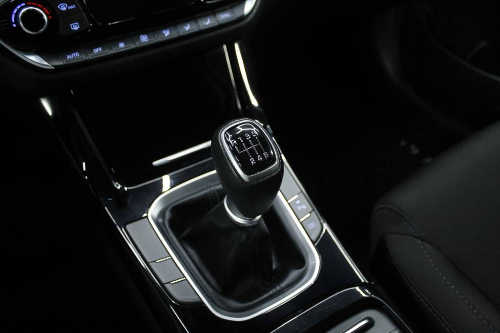 hyundai-i30-2024-gasolina-998cc