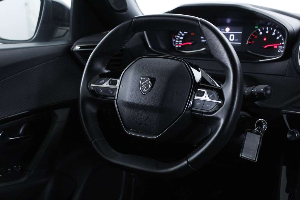 peugeot-2008-2024-gasolina-1199cc