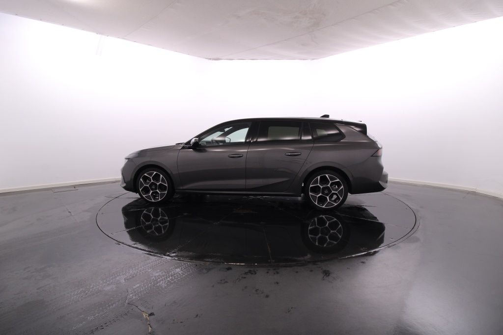 opel-astra-sport-tourer-2025-diesel-1499cc
