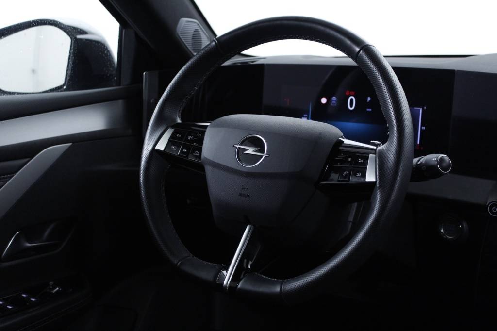 opel-astra-sport-tourer-2025-diesel-1499cc