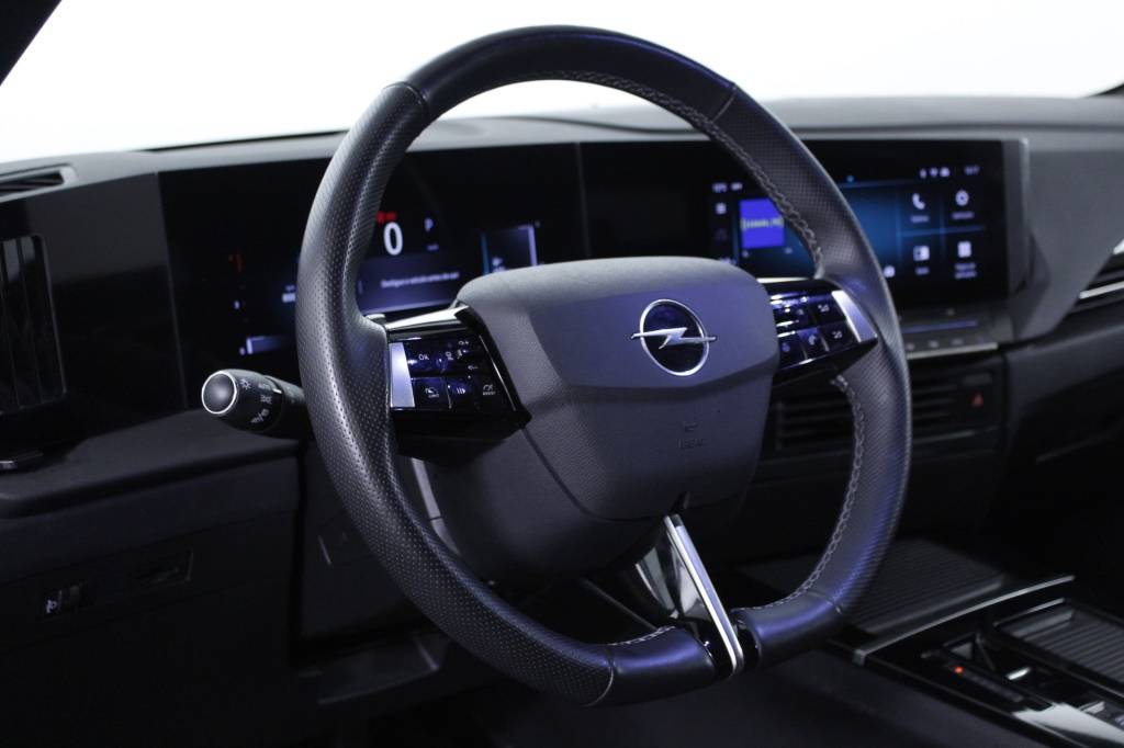 opel-astra-sport-tourer-2025-diesel-1499cc