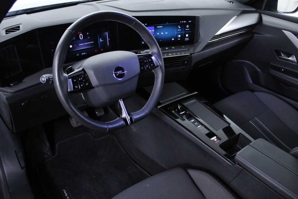 opel-astra-sport-tourer-2025-diesel-1499cc