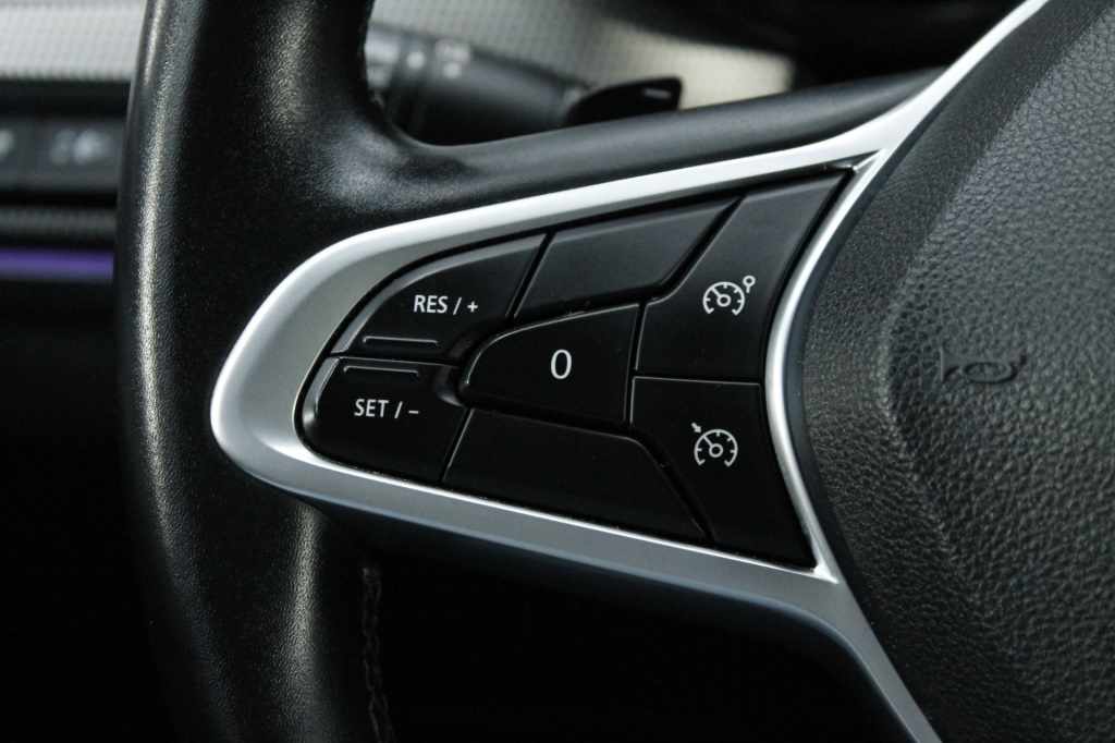 renault-arkana-2023-hibrido-1332cc