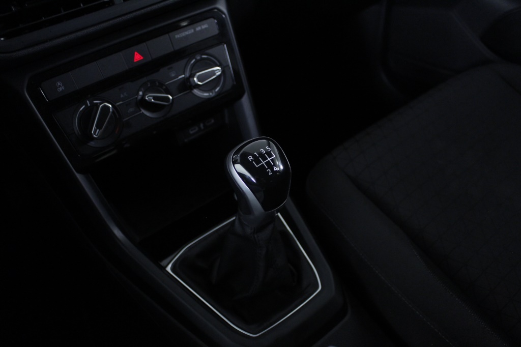 volkswagen-t-cross-2023-gasolina-999cc