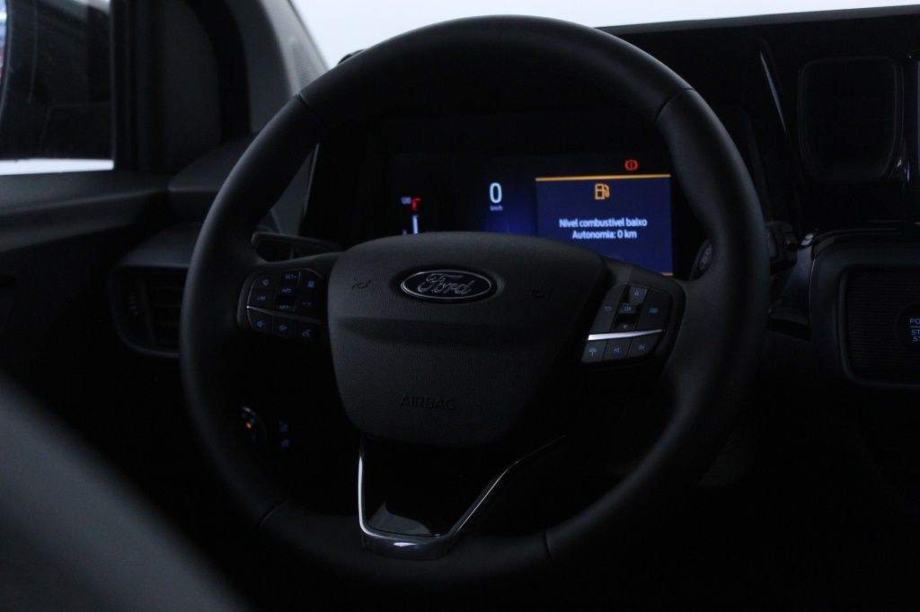 ford-tourneo-2024-gasolina-999cc