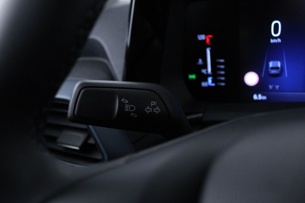 ford-tourneo-2024-gasolina-999cc
