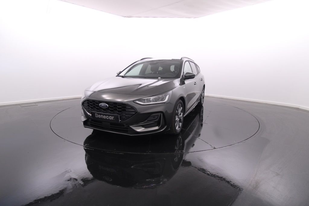 ford-focus-sw-2023-diesel-1499cc