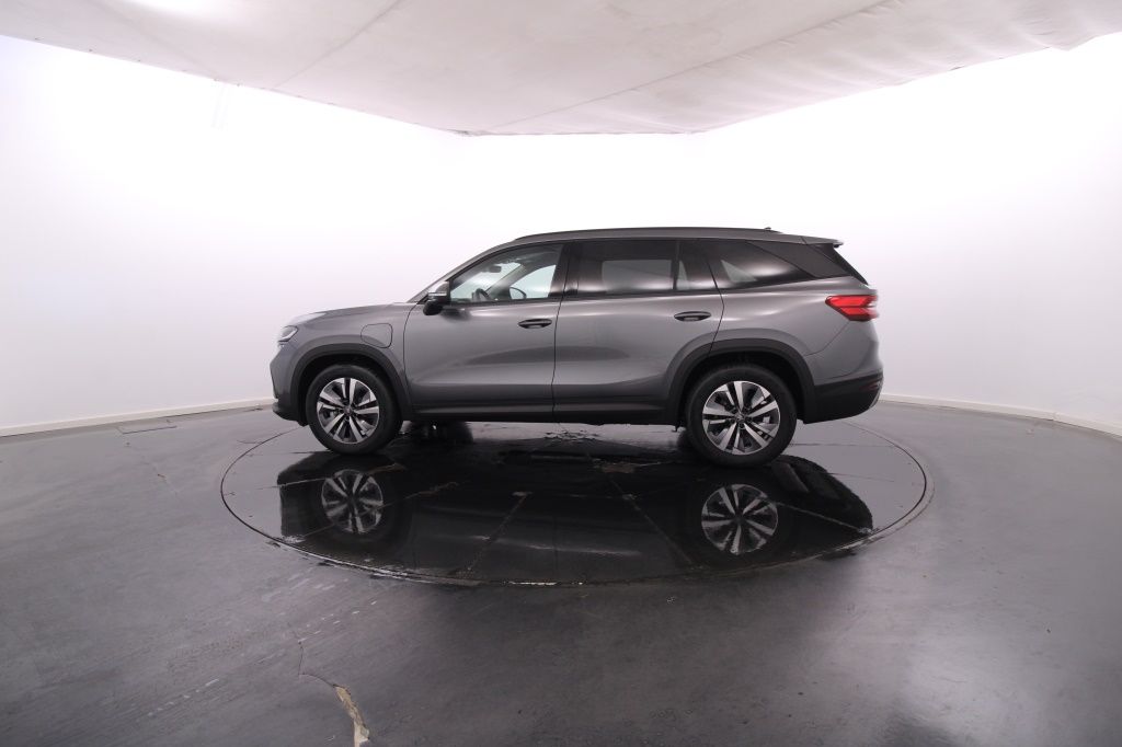 skoda-kodiaq-2026-hibrido-1498cc