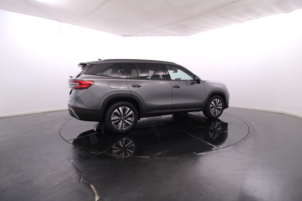 skoda-kodiaq-2026-hibrido-1498cc
