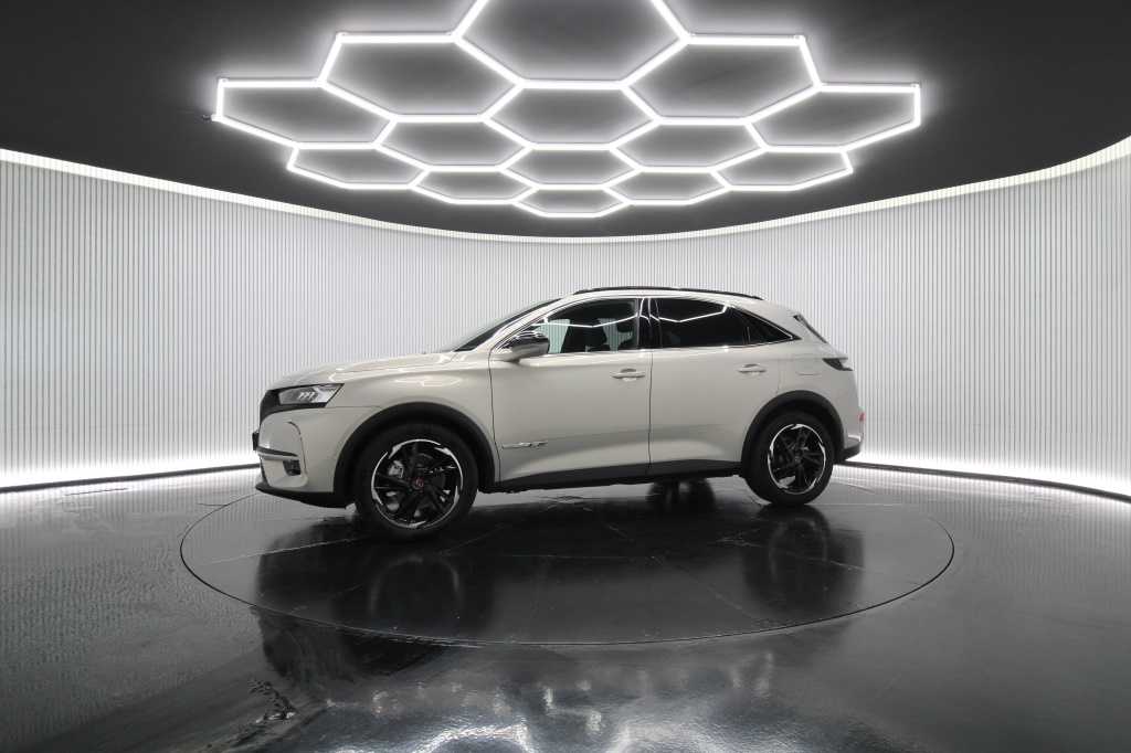 ds-ds-7-crossback-2022-hibrido-1598cc