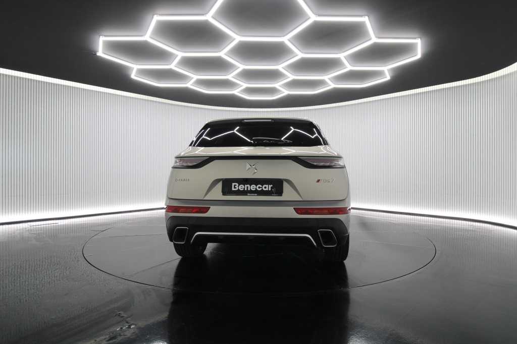 ds-ds-7-crossback-2022-hibrido-1598cc