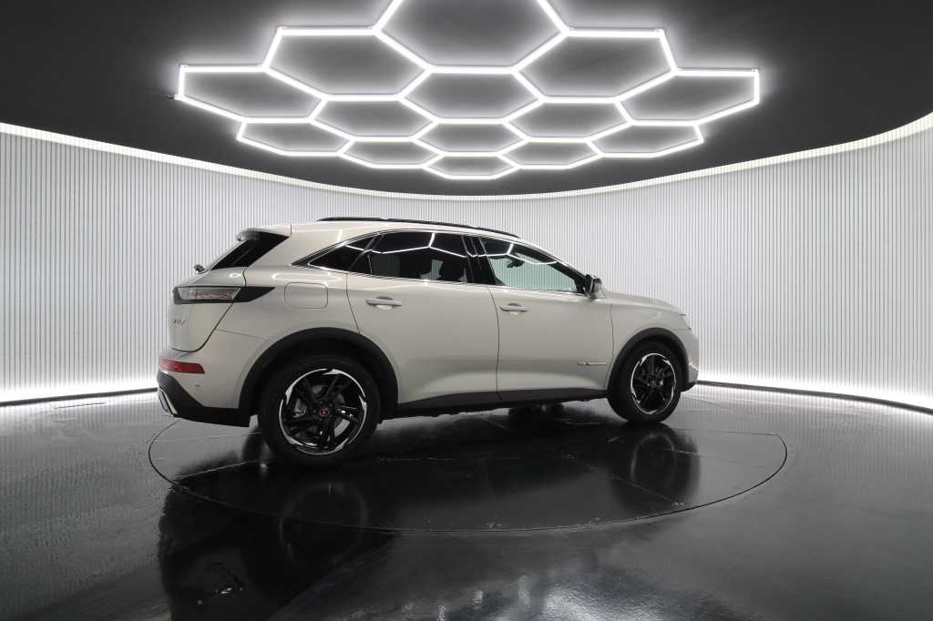 ds-ds-7-crossback-2022-hibrido-1598cc