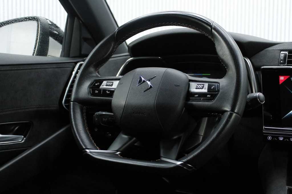 ds-ds-7-crossback-2022-hibrido-1598cc
