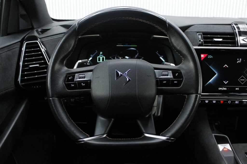 ds-ds-7-crossback-2022-hibrido-1598cc