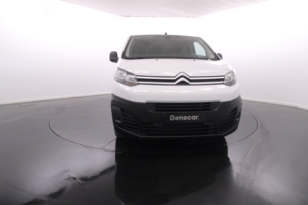 citroen-jumpy-2023-diesel-1499cc