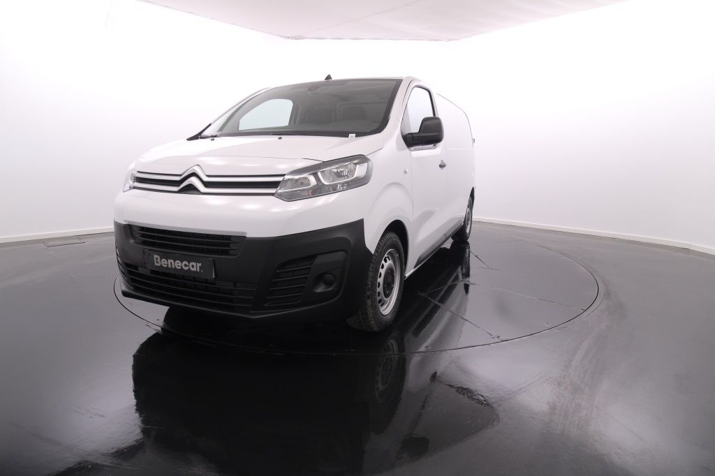 citroen-jumpy-2023-diesel-1499cc