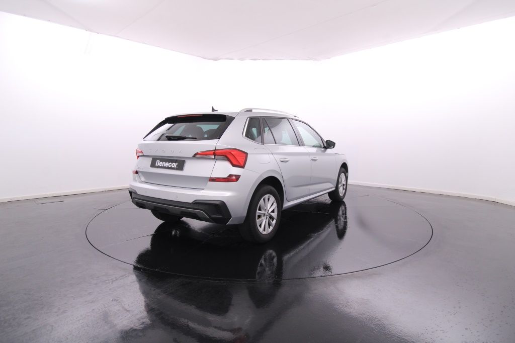 skoda-kamiq-2024-gasolina-999cc