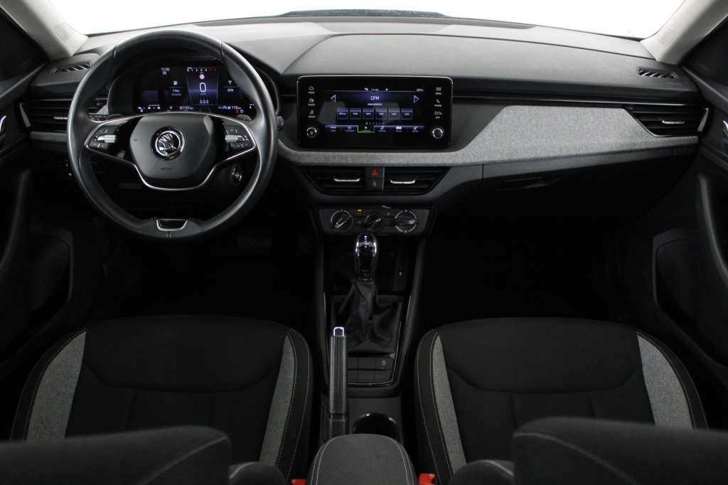 skoda-kamiq-2024-gasolina-999cc
