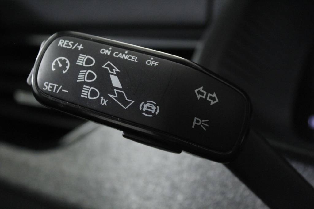skoda-kamiq-2024-gasolina-999cc