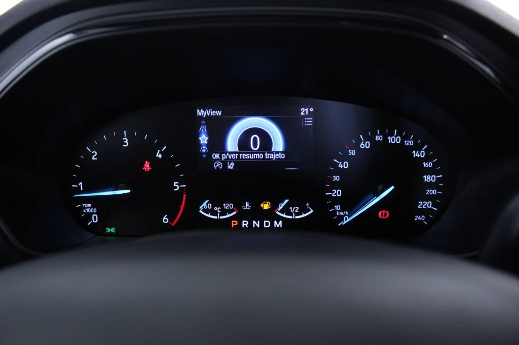 ford-focus-sw-2023-diesel-1499cc