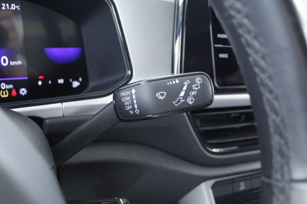 volkswagen-t-roc-2024-gasolina-999cc