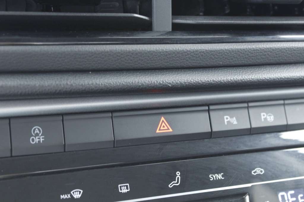 volkswagen-t-roc-2024-gasolina-999cc