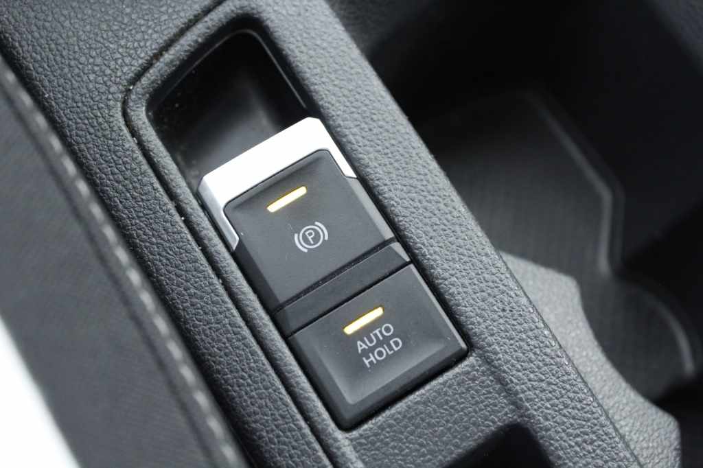 volkswagen-t-roc-2024-gasolina-999cc