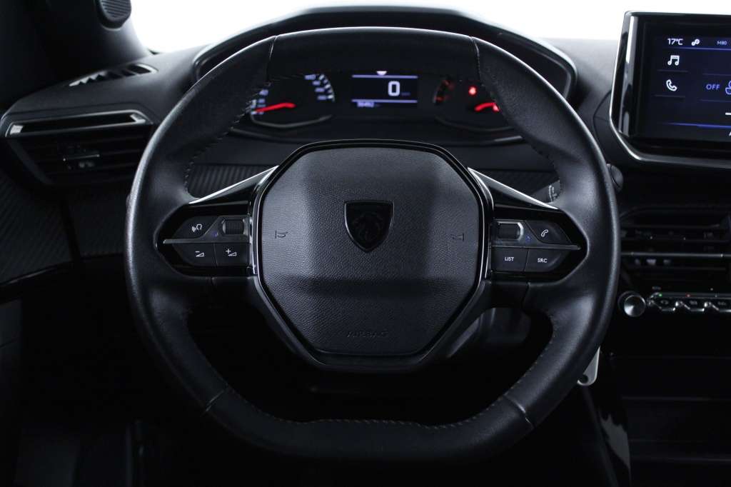 peugeot-2008-2024-gasolina-1199cc