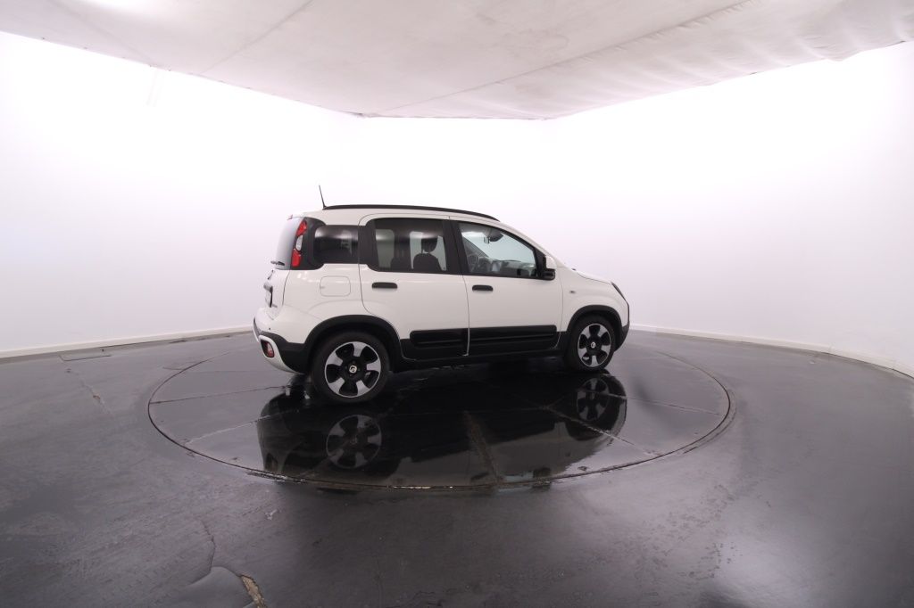 fiat-panda-2025-hibrido-999cc
