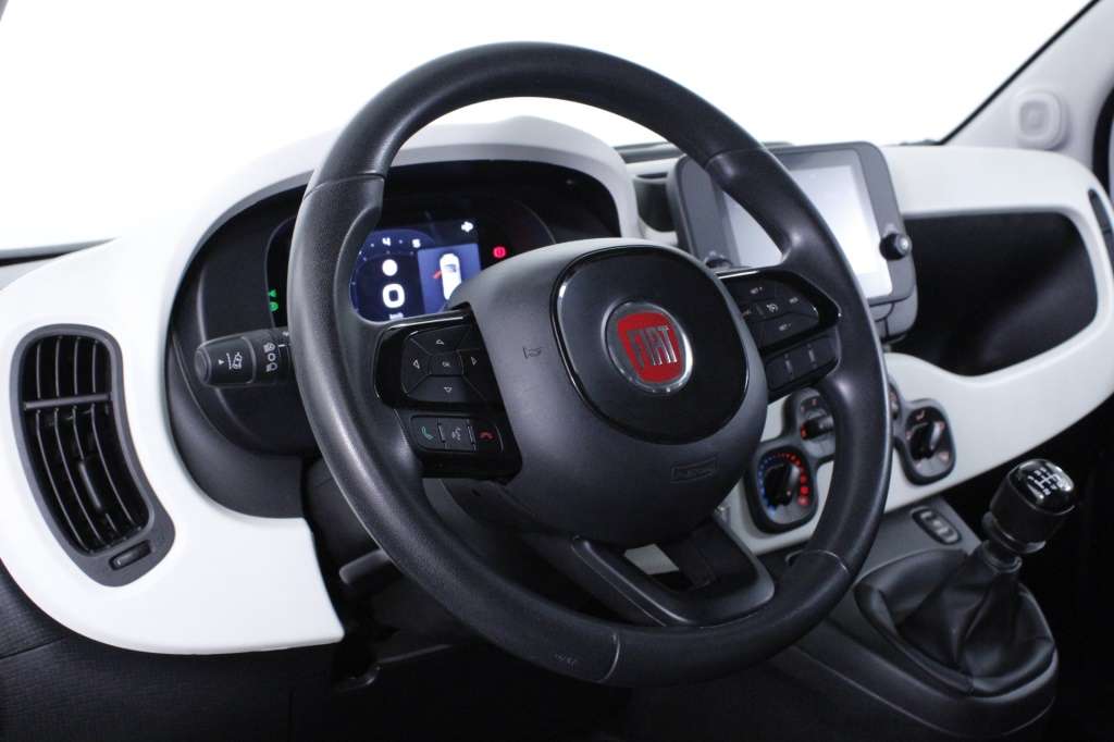 fiat-panda-2025-hibrido-999cc