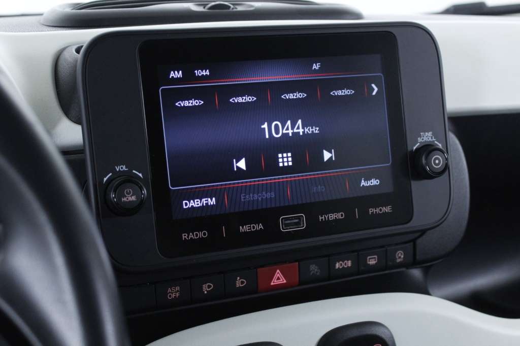 fiat-panda-2025-hibrido-999cc