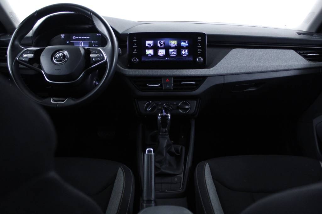 skoda-scala-2024-gasolina-999cc