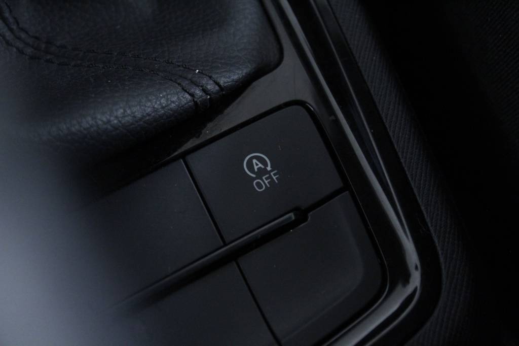 skoda-scala-2024-gasolina-999cc