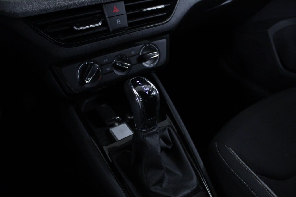 skoda-scala-2024-gasolina-999cc