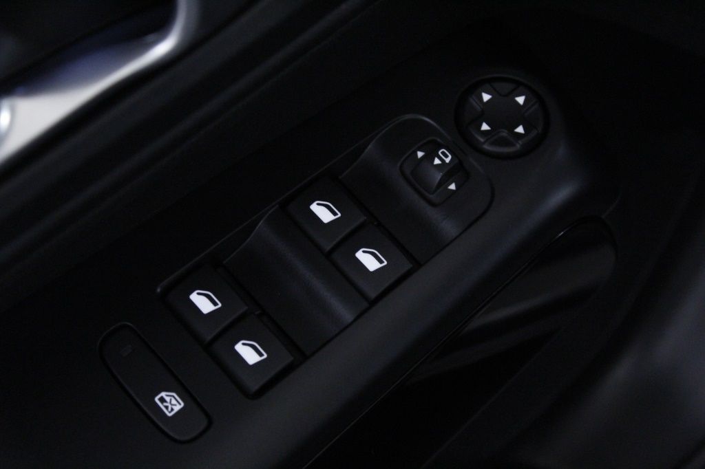 citroen-c5-aircross-2024-diesel-1499cc