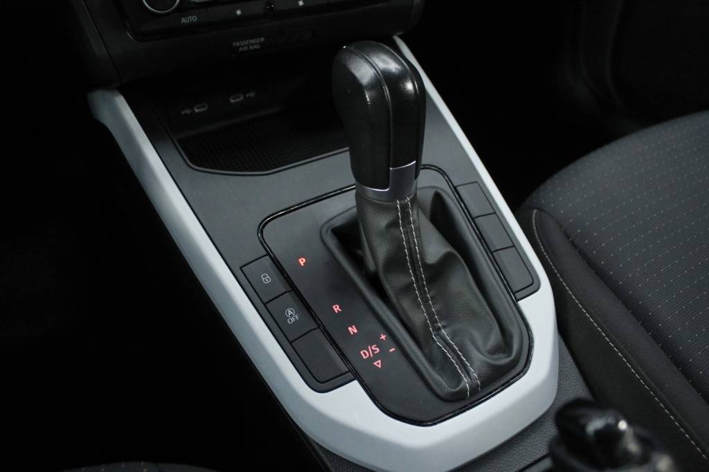 seat-arona-2024-gasolina-999cc