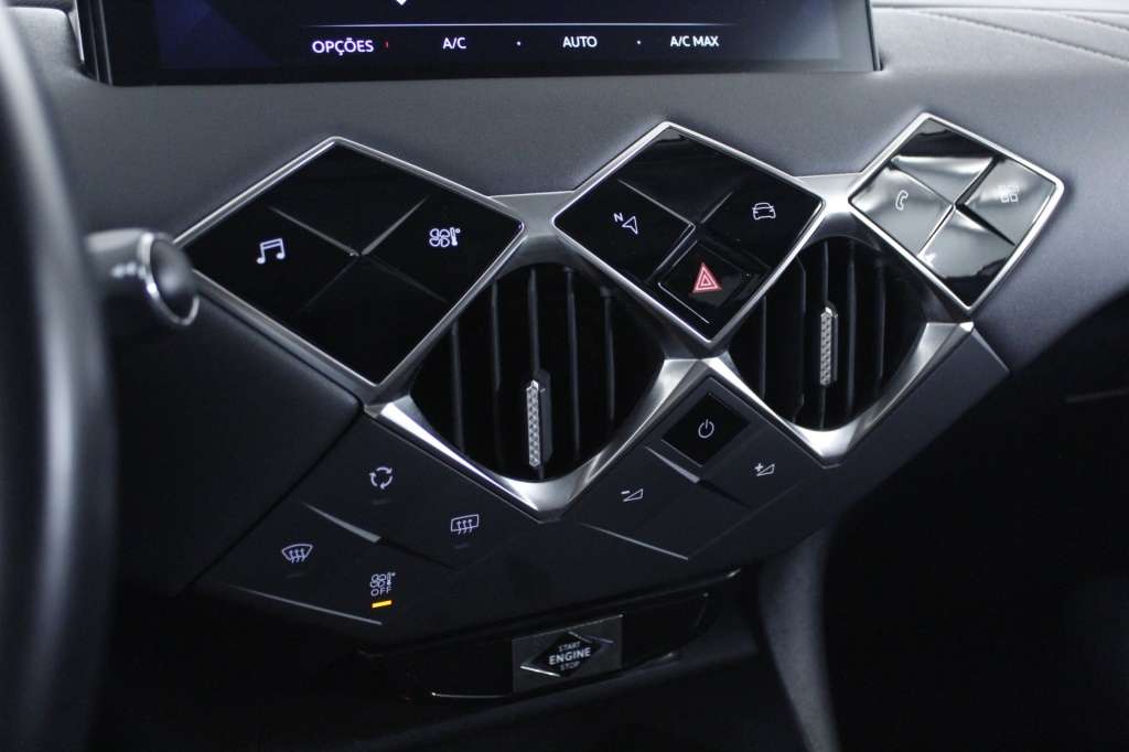 ds-ds-3-crossback-2023-diesel-1499cc