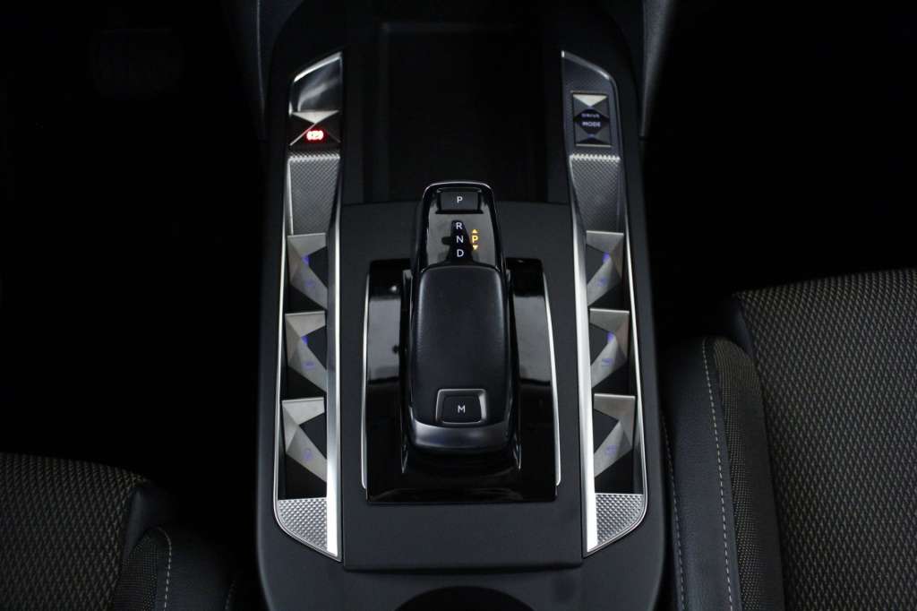 ds-ds-3-crossback-2023-diesel-1499cc