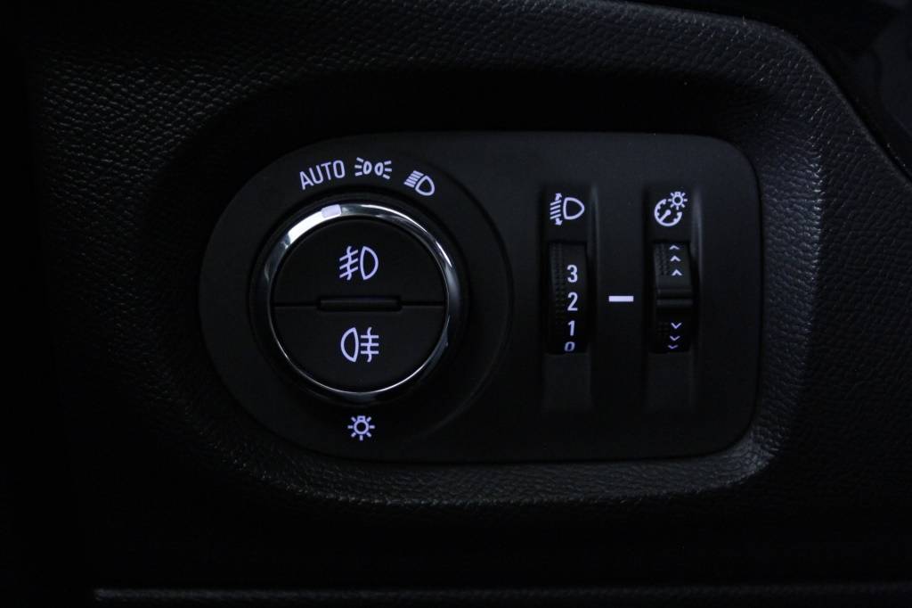 opel-corsa-2024-gasolina-1199cc