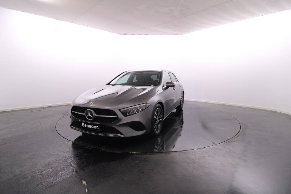 mercedes-benz-classe-a-2024-hibrido-1332cc