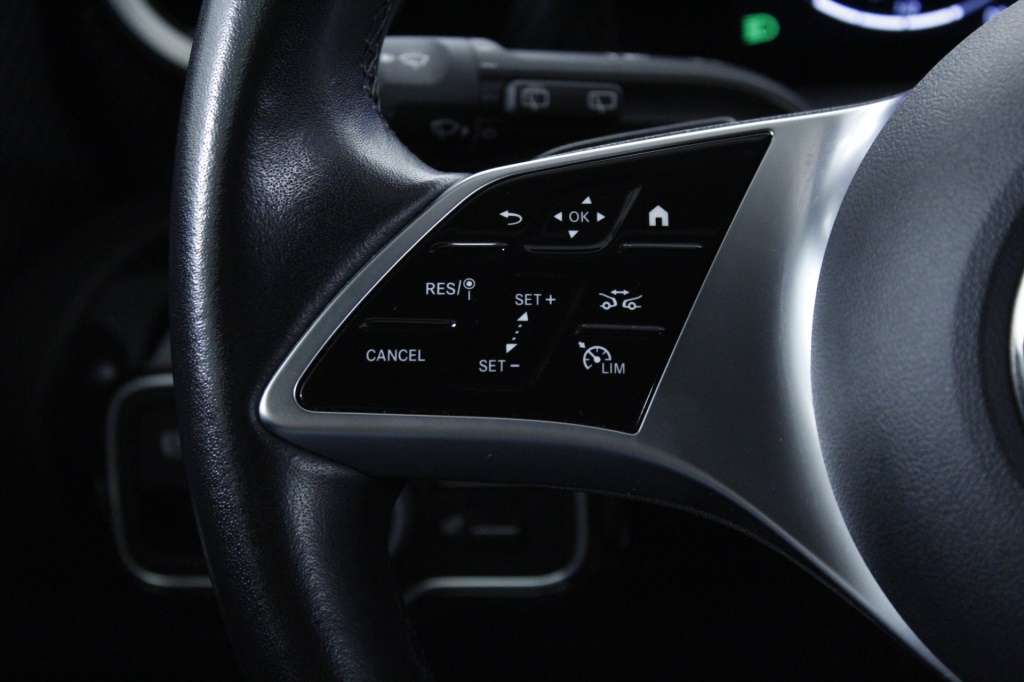 mercedes-benz-classe-a-2024-hibrido-1332cc