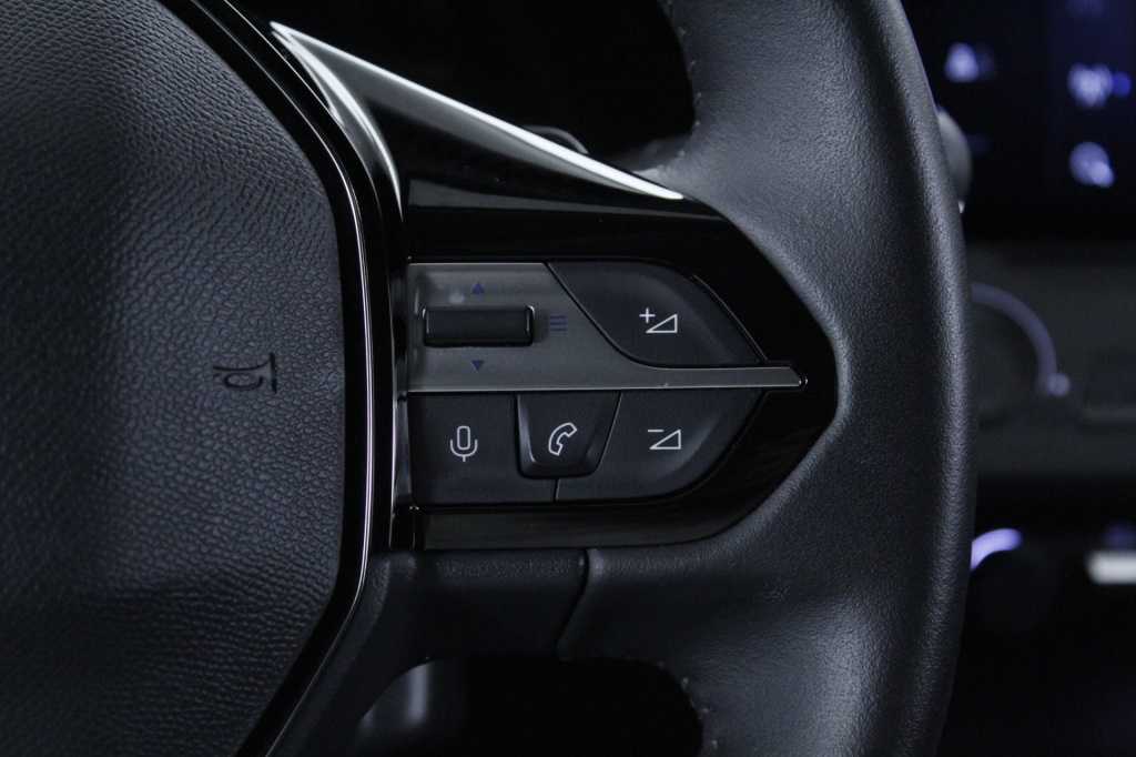 peugeot-408-2025-hibrido-1199cc