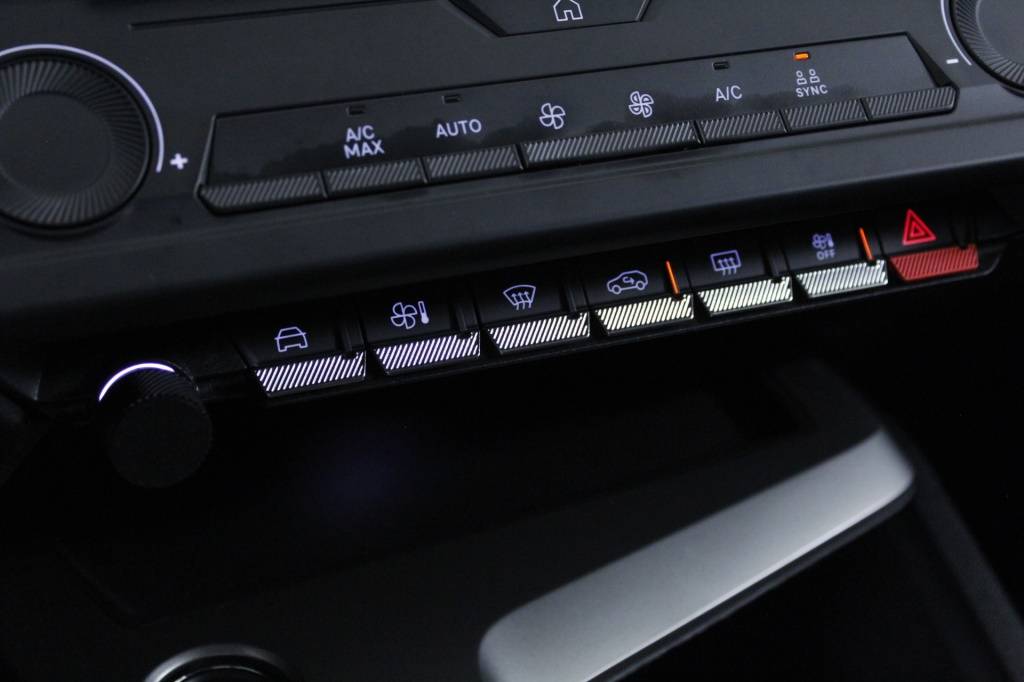 peugeot-408-2025-hibrido-1199cc