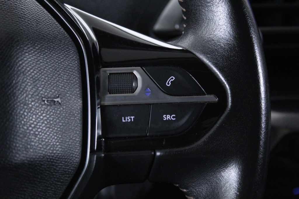 peugeot-3008-2019-diesel-1499cc