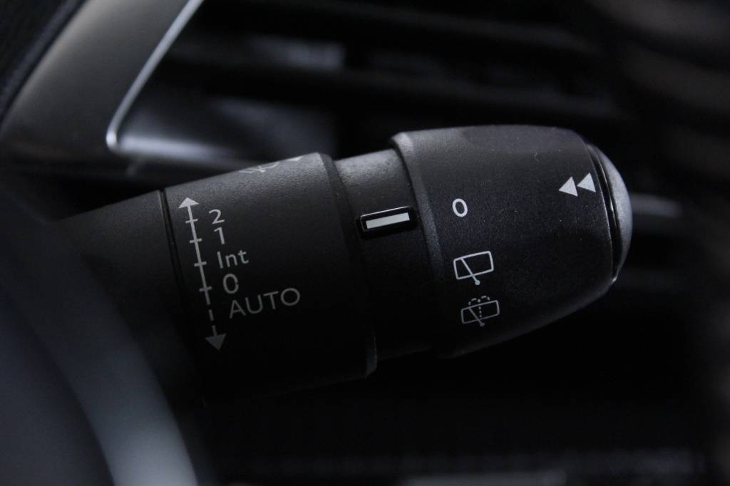 peugeot-3008-2019-diesel-1499cc