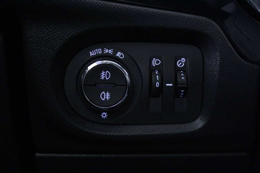 opel-corsa-2024-gasolina-1199cc